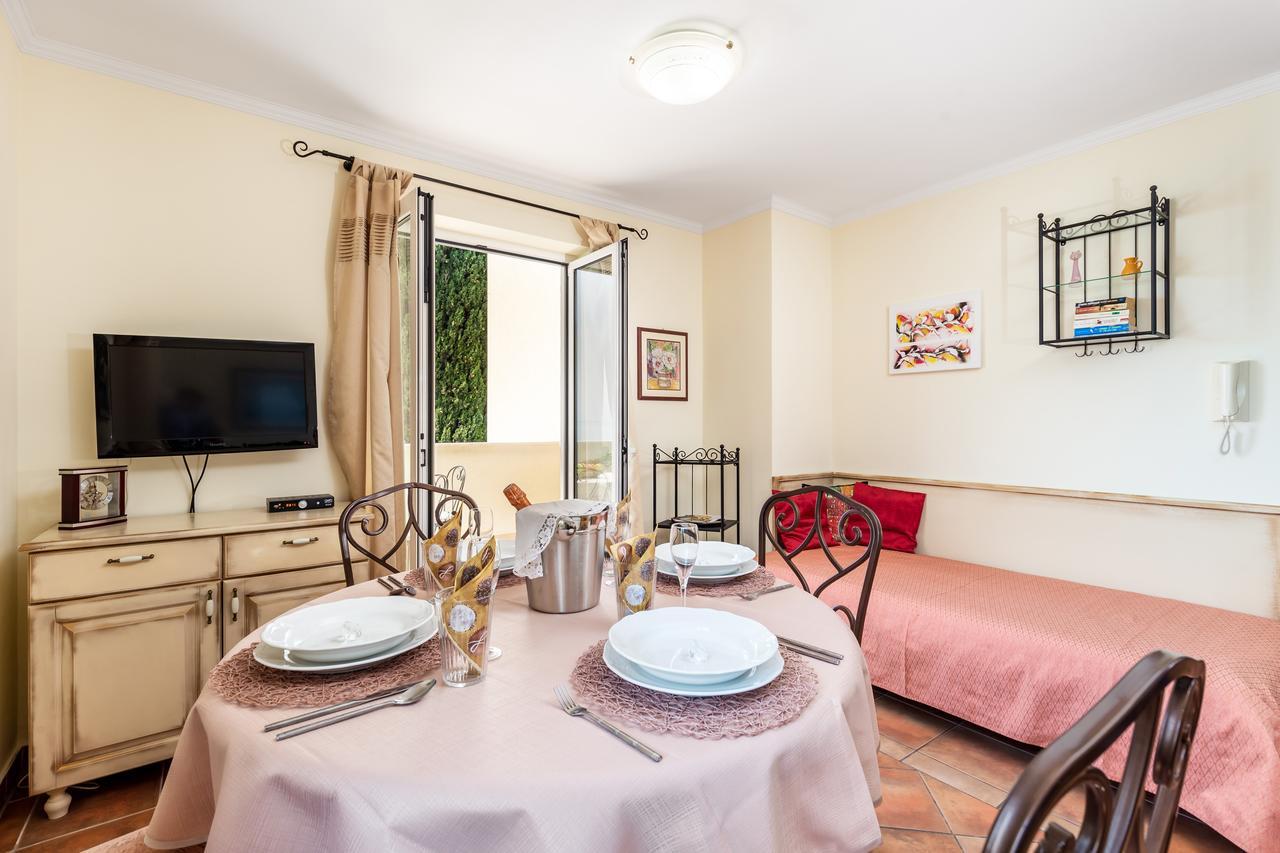 Apartments Villa Nora غييكا المظهر الخارجي الصورة