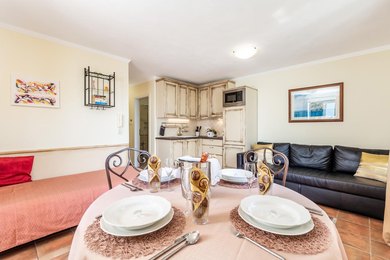 Apartments Villa Nora غييكا المظهر الخارجي الصورة